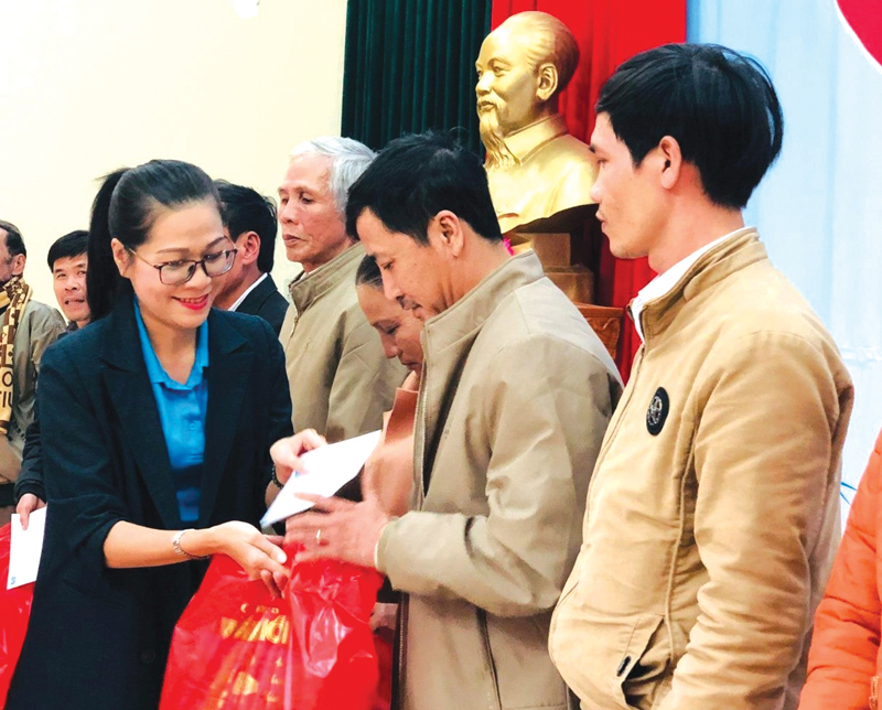 Công đoàn chăm lo cho đoàn viên, người lao động và các hoạt động hướng về cộng đồng