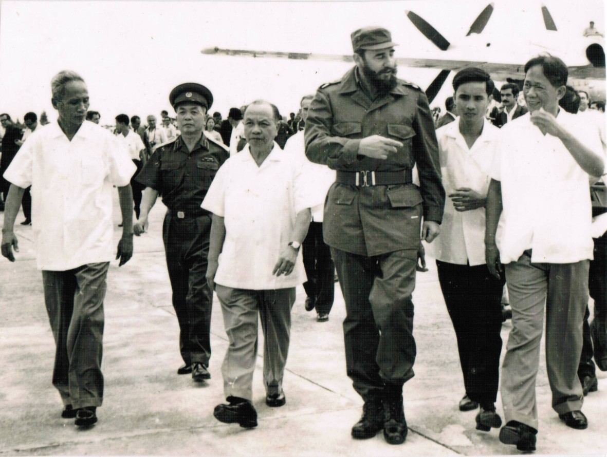 Niềm tin chiến thắng mang tên Việt Nam của Fidel Castro 50 năm trước