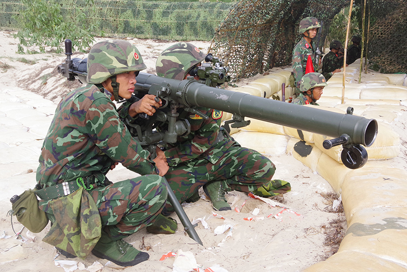 Thi đua luyện giỏi, rèn nghiêm, quyết tâm “đánh giỏi, bắn trúng”