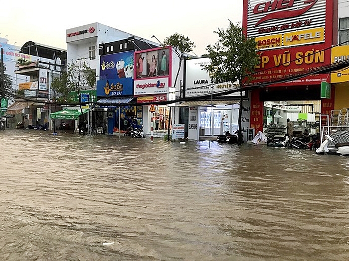 Mùa mưa, nói về giải pháp khắc phục tình trạng ngập lụt đô thị