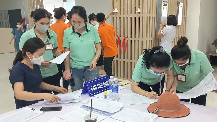 Làm tốt công tác chăm lo sức khỏe cho người lao động