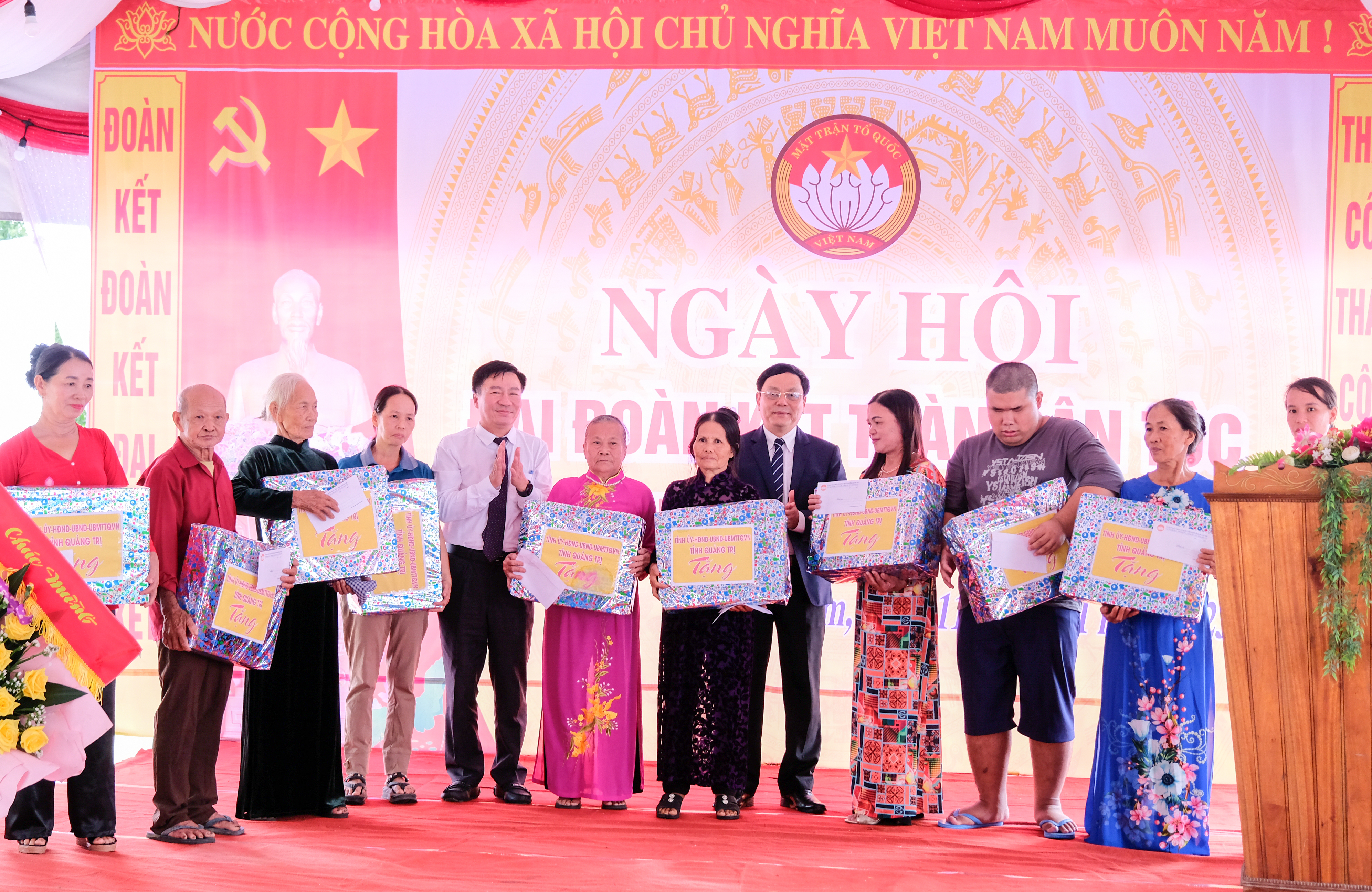 Khu dân cư Chấp Nam tổ chức Ngày hội Đại đoàn kết dân tộc