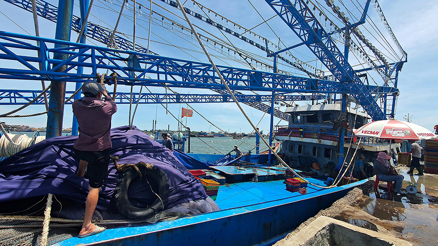 Đảm bảo an toàn cho tàu thuyền trong mùa mưa bão