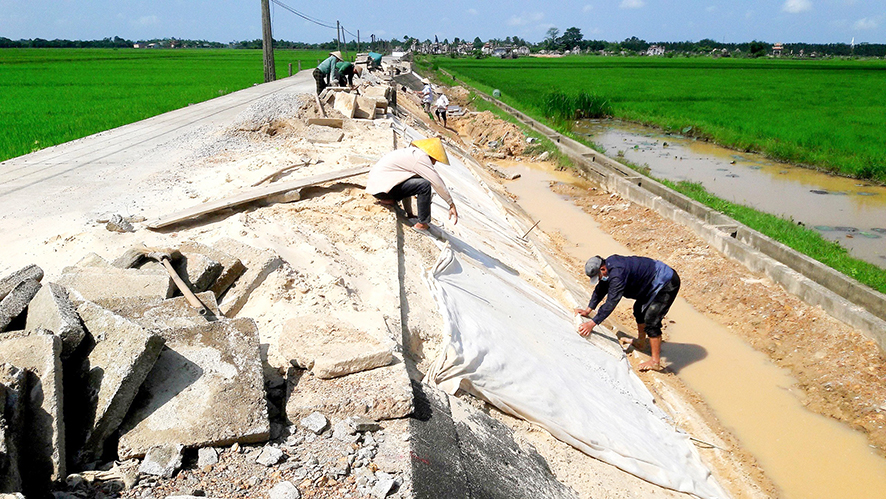 Chủ động nguồn kinh phí trong bảo vệ đê điều