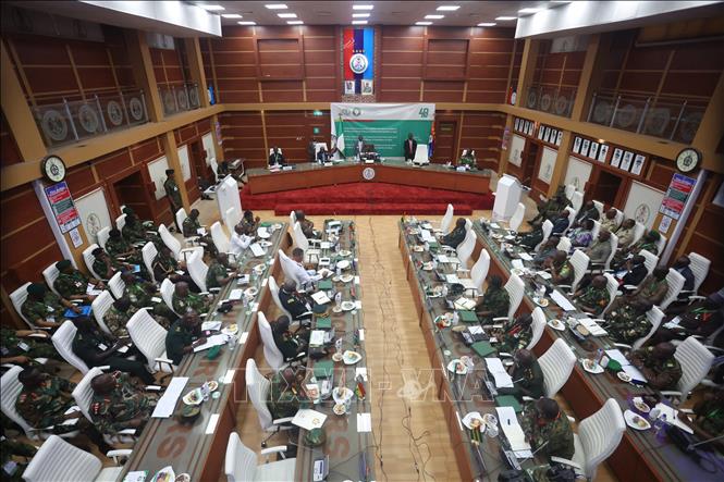 ECOWAS thúc đẩy quá trình chuyển tiếp dân sự ở Tây Phi