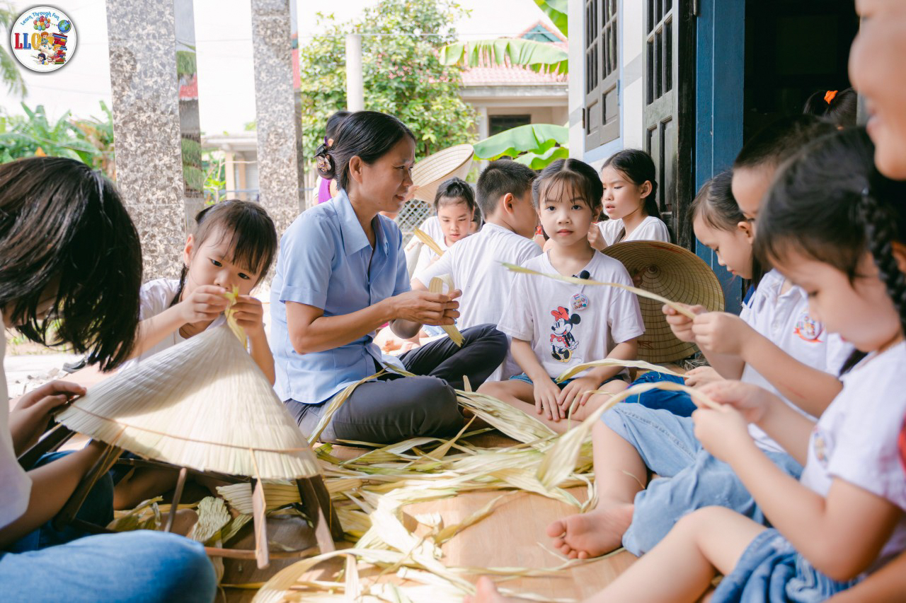 Cho con học tập qua những trải nghiệm