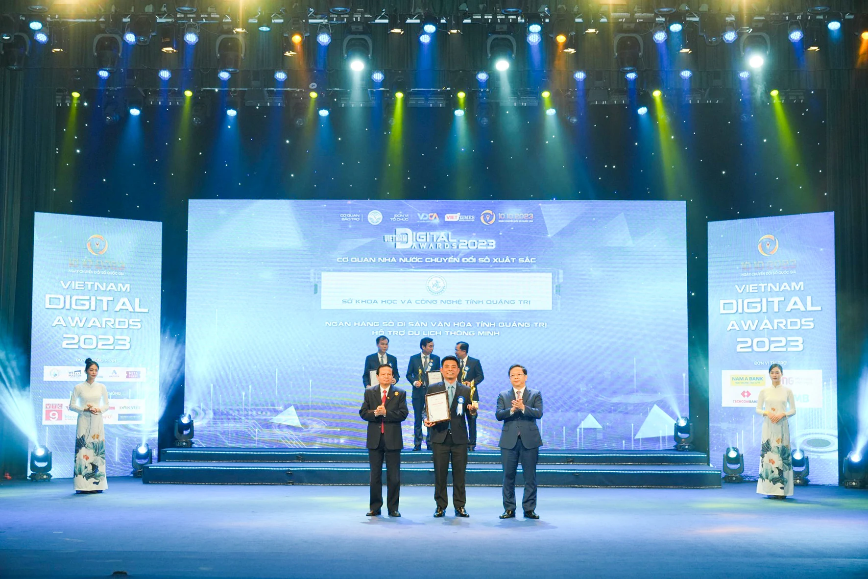 Chuyển đổi số trong ngành khoa học và công nghệ