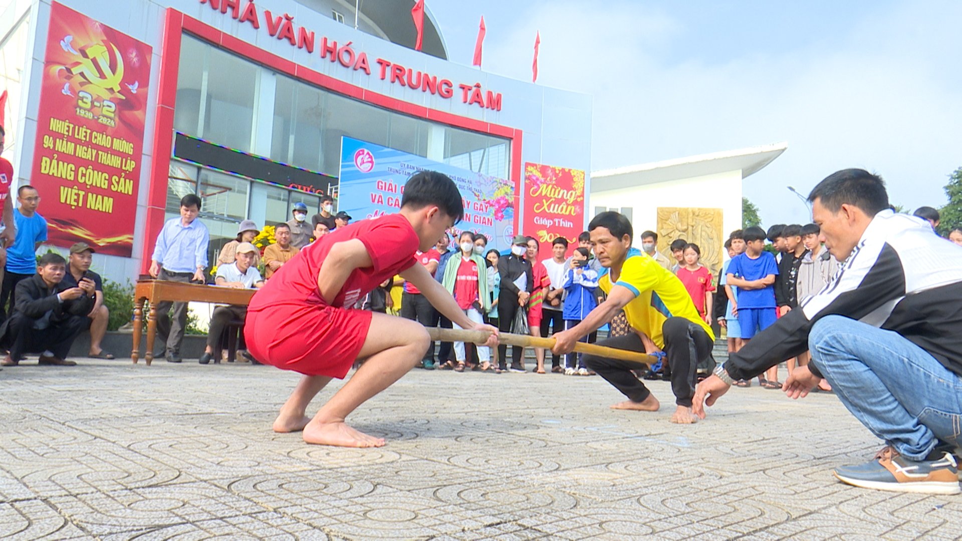 Đông Hà: Tổ chức giải thể thao và các trò chơi dân gian đầu xuân