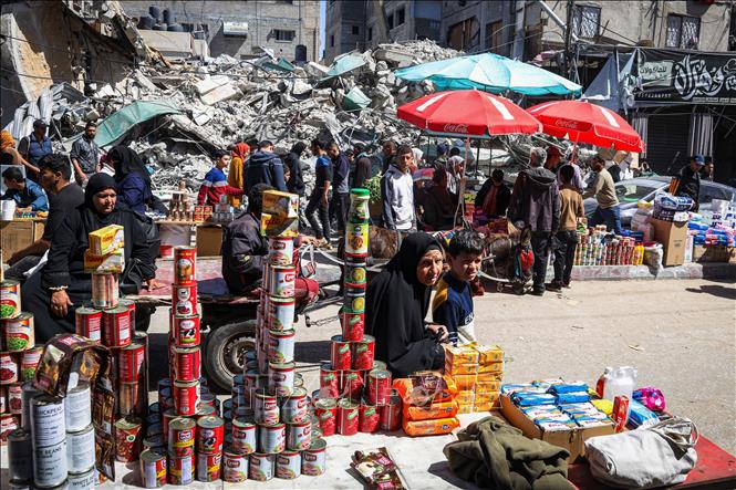 LHQ kêu gọi Israel rút lại lệnh cấm vận chuyển thực phẩm tới phía Bắc Gaza