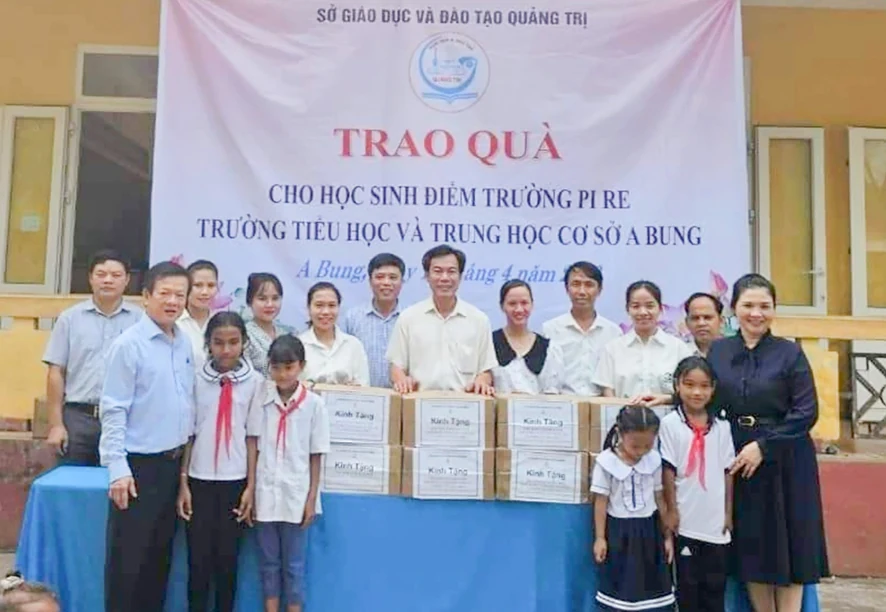 Huyện Đakrông quan tâm công tác khuyến học, khuyến tài