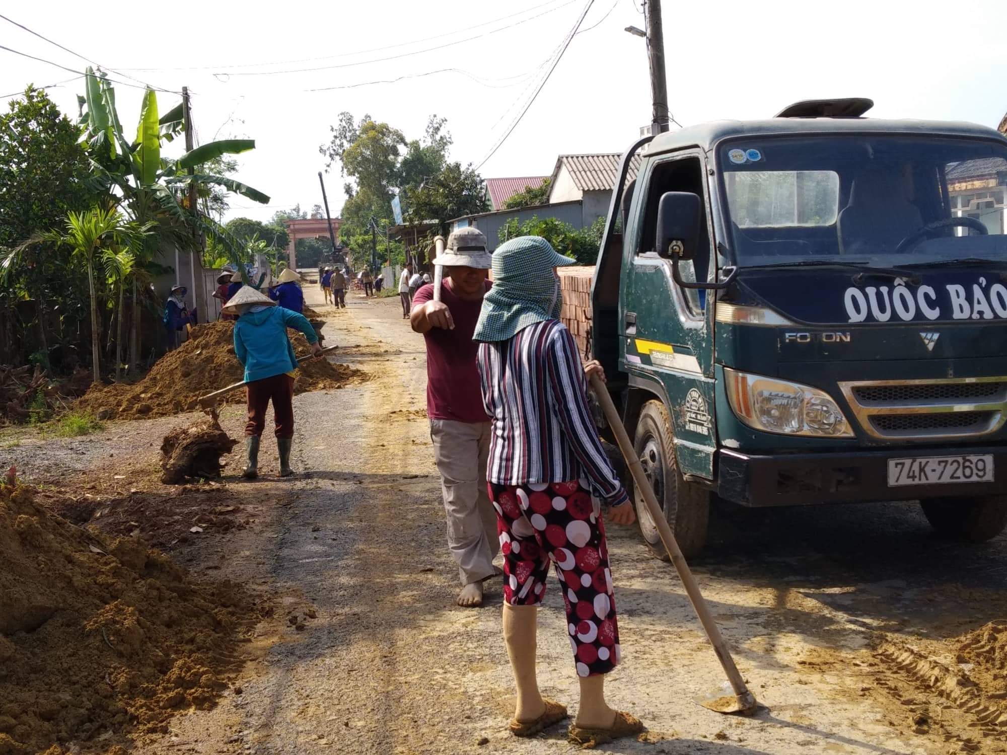 Hỗ trợ thôn, bản vùng đặc biệt khó khăn đạt chuẩn nông thôn mới