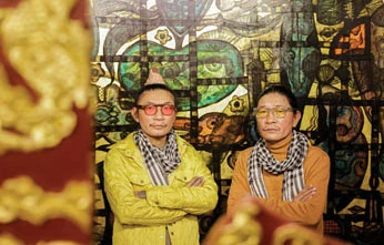 Nâng nhẹ nhành ô liu