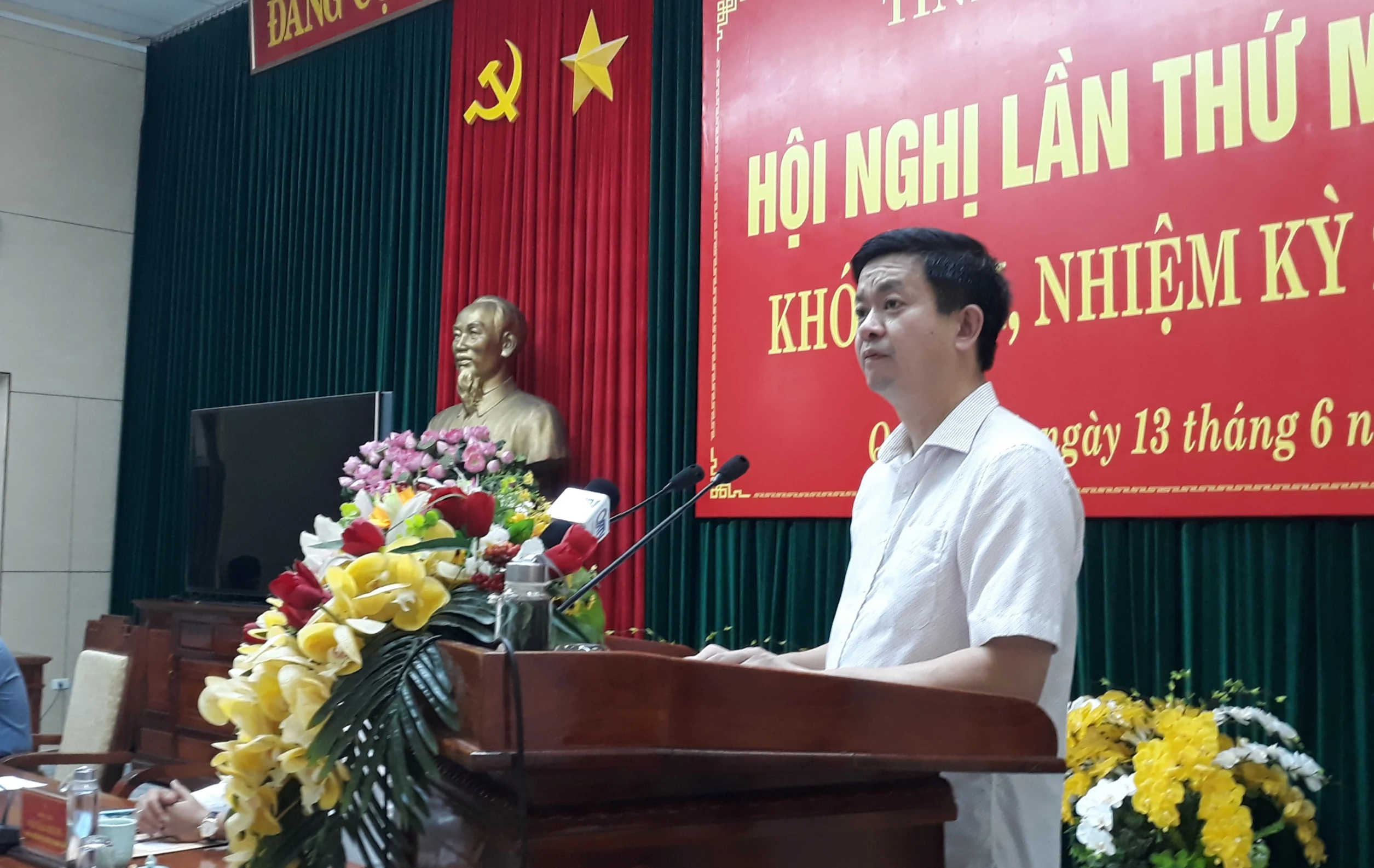 Hội nghị lần thứ 17 Ban Chấp hành Đảng bộ tỉnh Quảng Trị khóa XVII