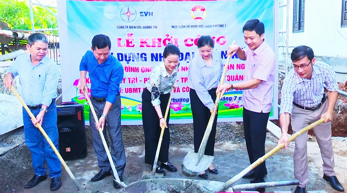 Những ngôi nhà ấm áp nghĩa tình