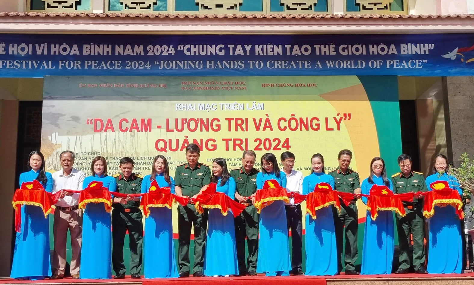 Hơn 300 hình ảnh, tài liệu trưng bày tại Triển lãm “Da cam - Lương tri và Công lý”