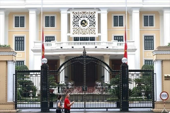 Các cơ quan, công sở, nơi công cộng treo cờ rủ trong 2 ngày Quốc tang Tổng Bí thư Nguyễn Phú Trọng