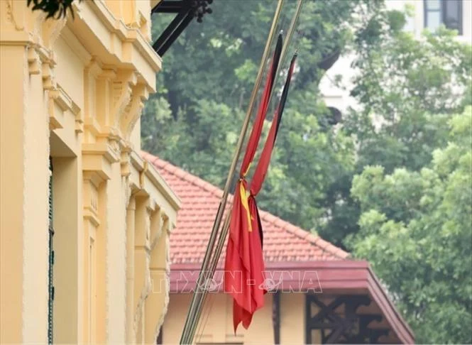 Các cơ quan, công sở, nơi công cộng treo cờ rủ trong 2 ngày Quốc tang Tổng Bí thư Nguyễn Phú Trọng