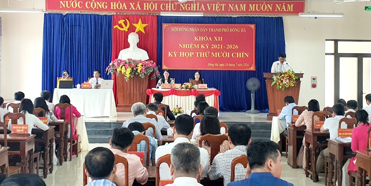 Kỳ họp thứ 19 HĐND thành phố Đông Hà: Thông qua 13 nghị quyết