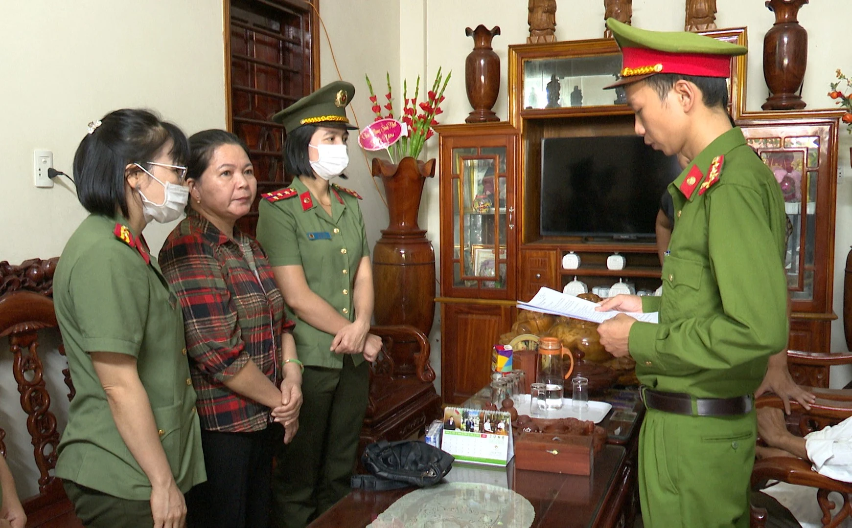 Khởi tố, bắt tạm giam đối tượng ở Hải Lăng cho vay với lãi suất cao gấp 5 lần mức quy định tối đa