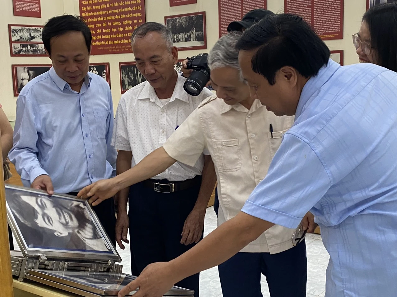 Hành trình “về nguồn” của những người làm báo Quảng Trị