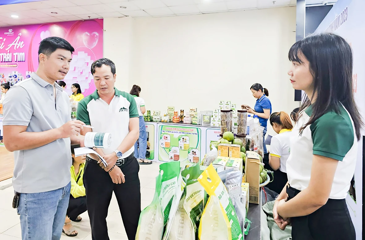 Lan tỏa cuộc vận động “Người Việt Nam ưu tiên dùng hàng Việt Nam”
