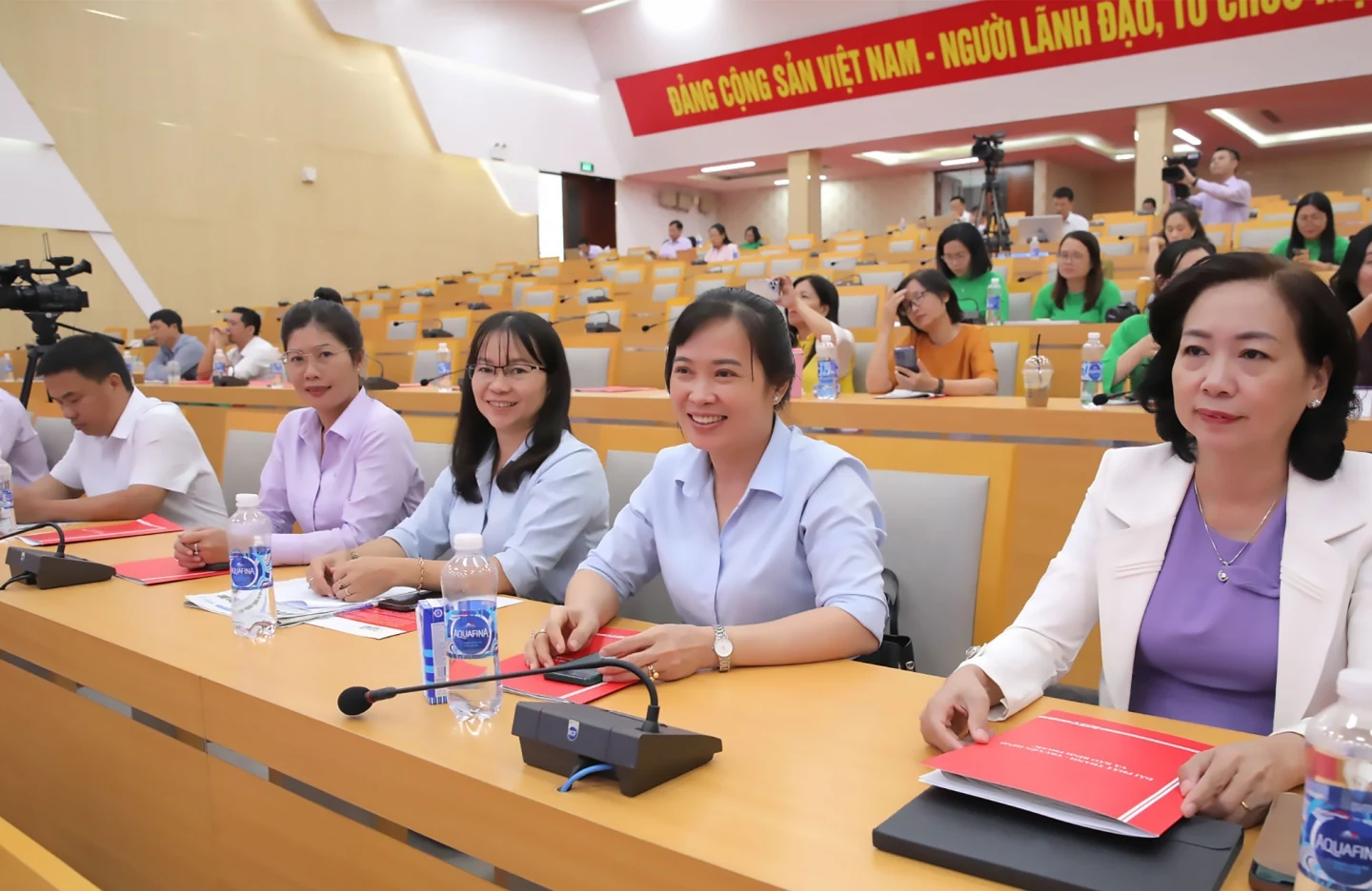 Các cơ quan báo Đảng phải luôn giữ vững lập trường của báo chí cách mạng