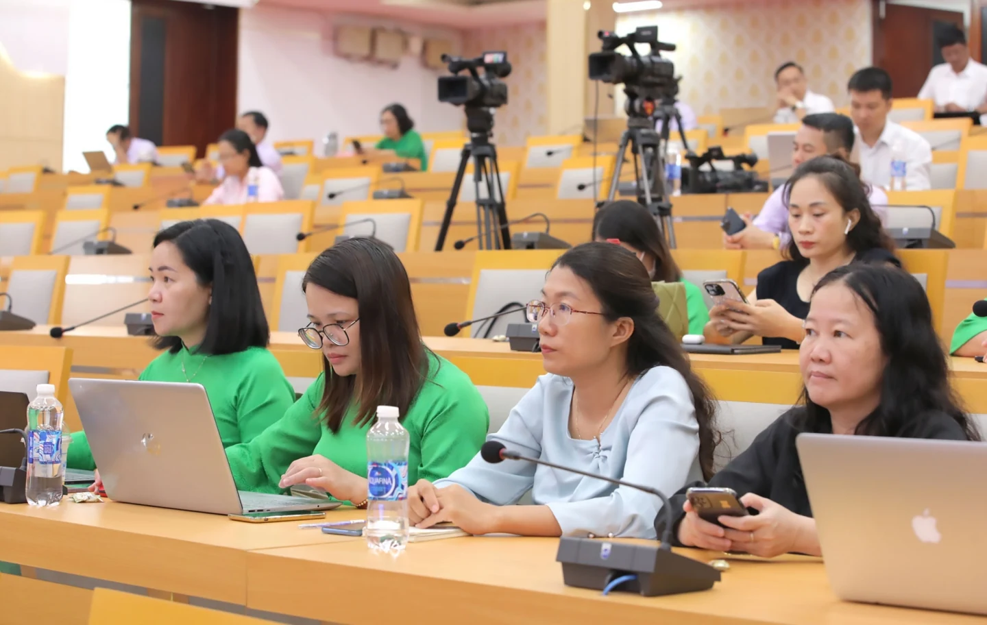 Các cơ quan báo Đảng phải luôn giữ vững lập trường của báo chí cách mạng