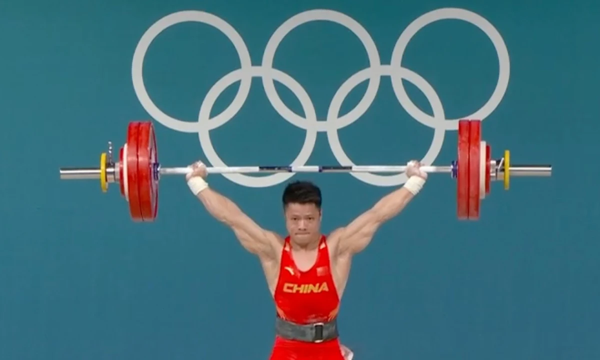 Cử tạ Olympic 2024: Trịnh Văn Vinh trắng tay ở hạng 61kg nam