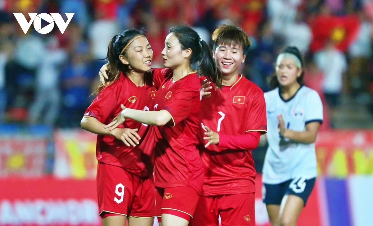 Bảng xếp hạng FIFA mới nhất: ĐT nữ Việt Nam bỏ xa ĐT Thái Lan