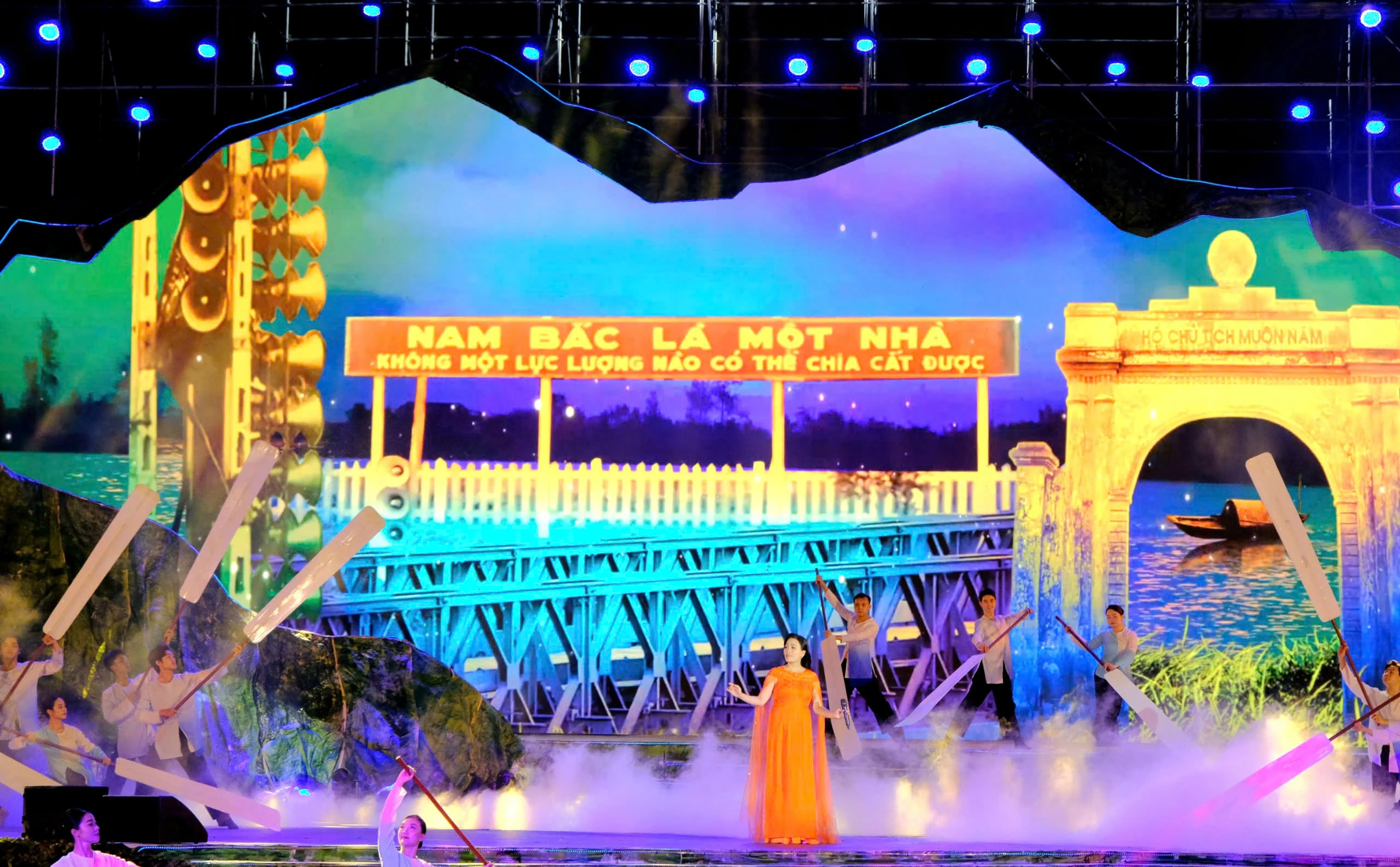 Quang Tri hosts The Parallel 17 - The Aspiration for Peace Art Program