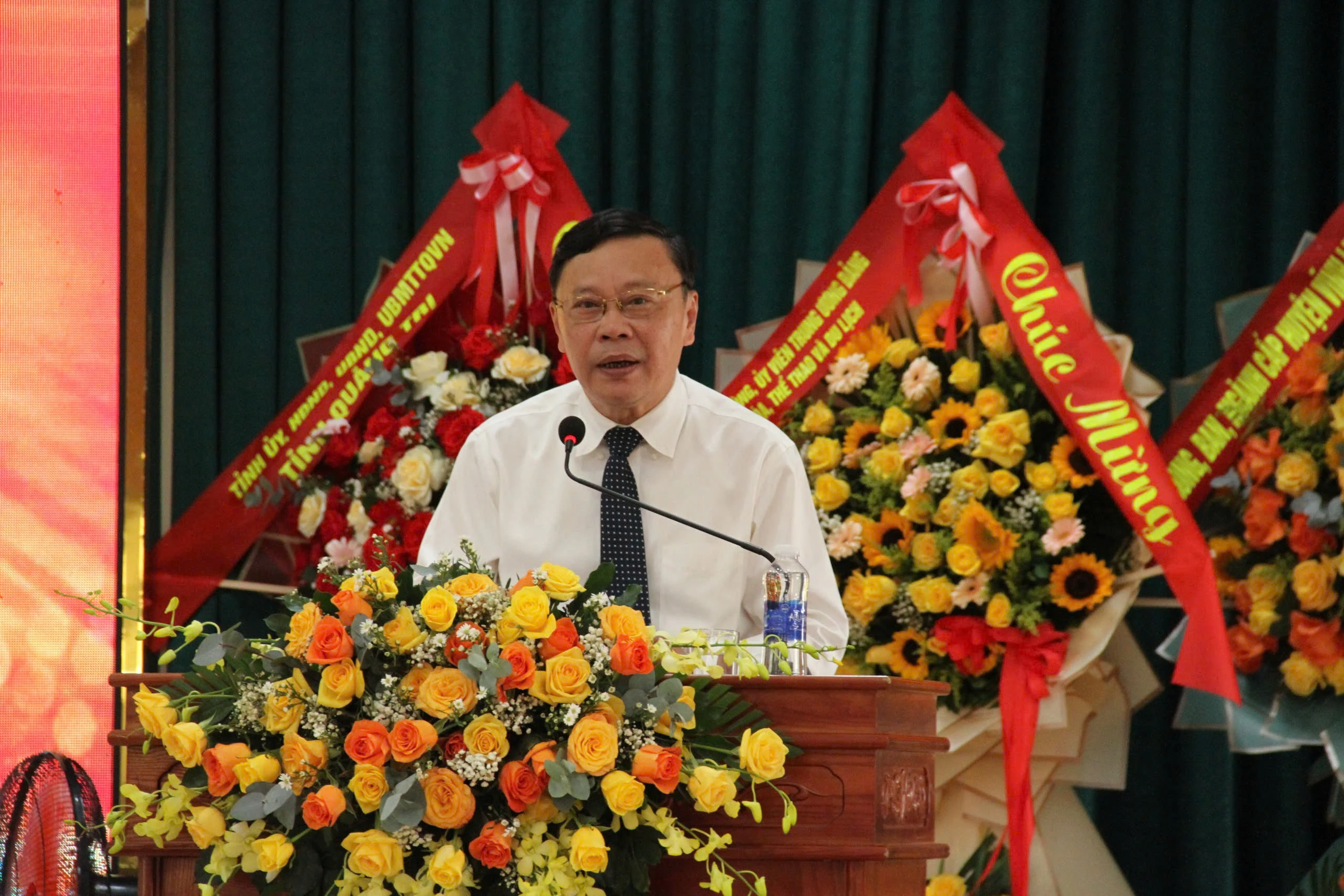 Hội thảo khoa học: “Vĩnh Linh truyền thống anh hùng và khát vọng phát triển”