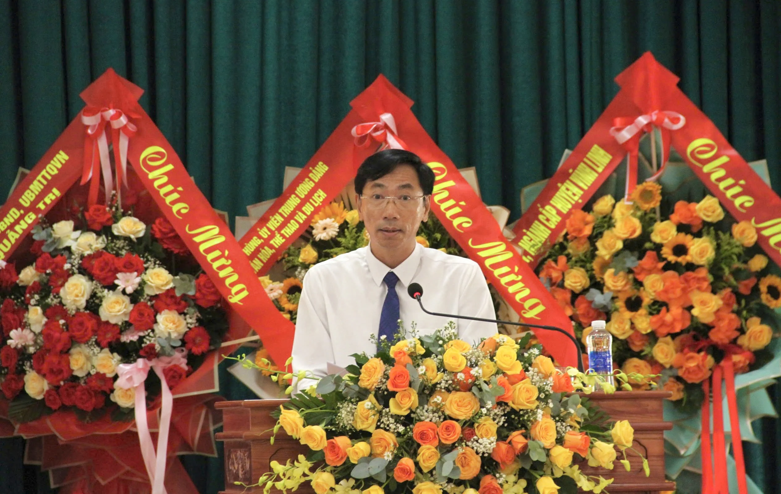 Hội thảo khoa học: “Vĩnh Linh truyền thống anh hùng và khát vọng phát triển”