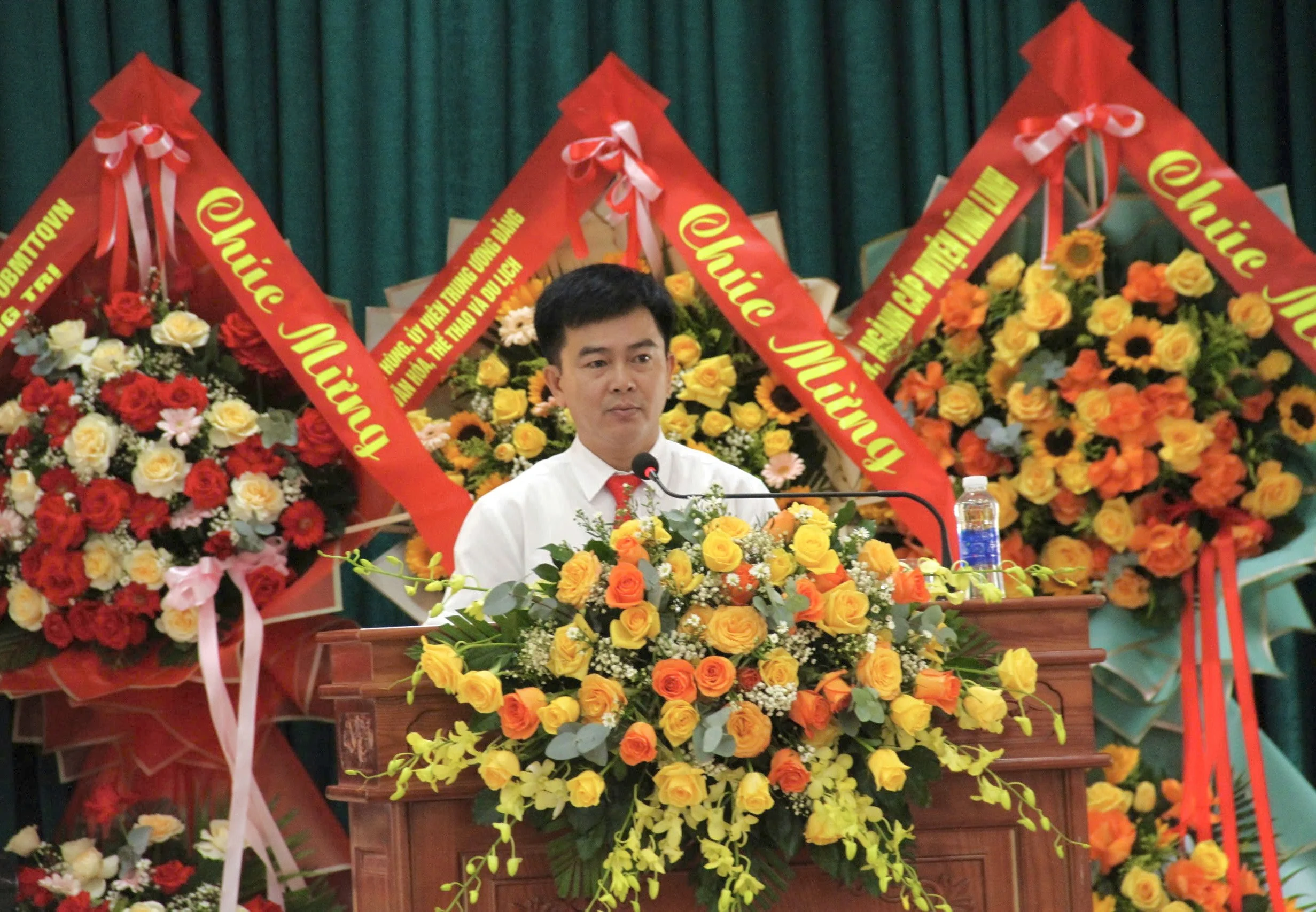 Hội thảo khoa học: “Vĩnh Linh truyền thống anh hùng và khát vọng phát triển”
