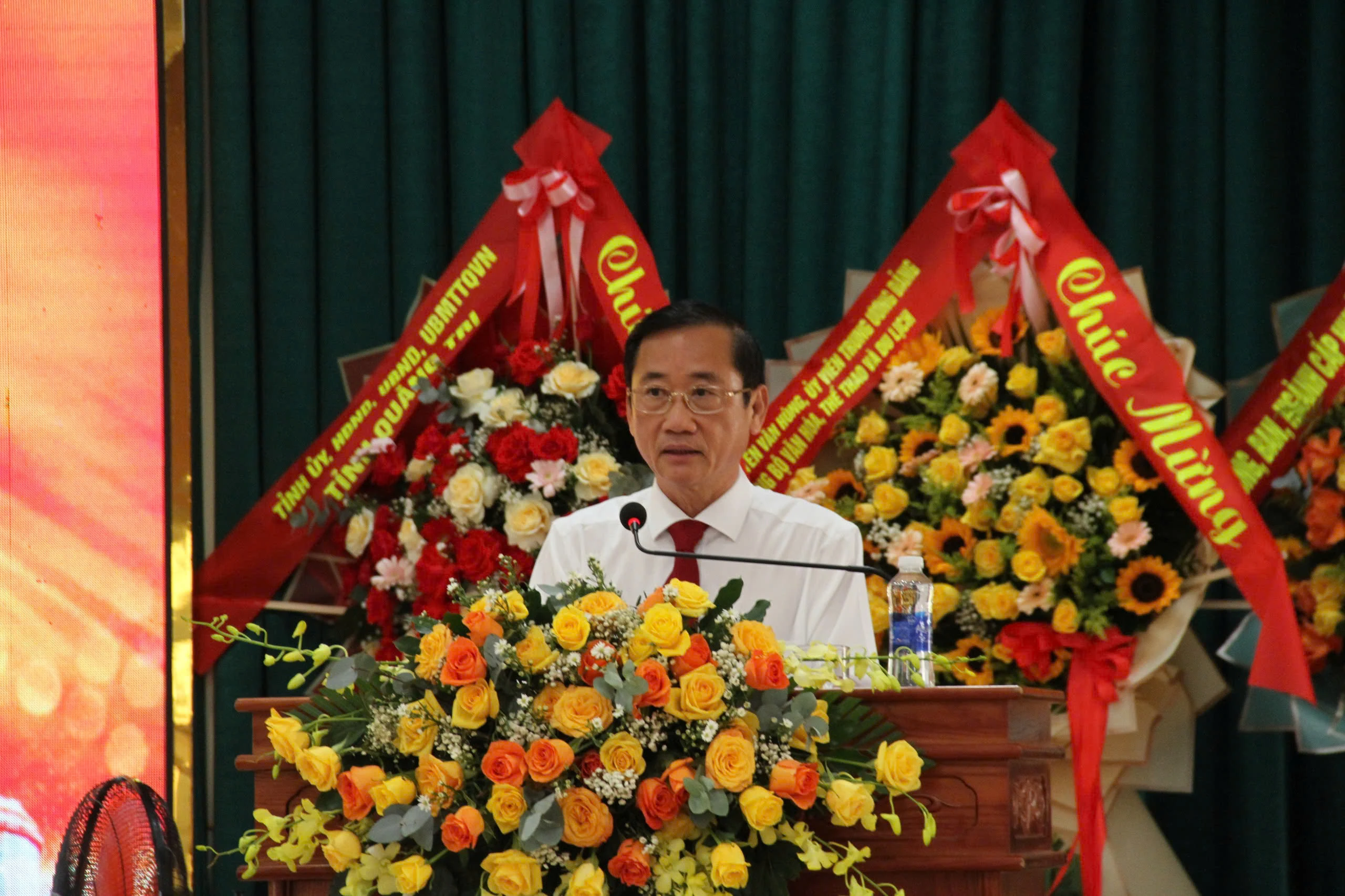 Hội thảo khoa học: “Vĩnh Linh truyền thống anh hùng và khát vọng phát triển”