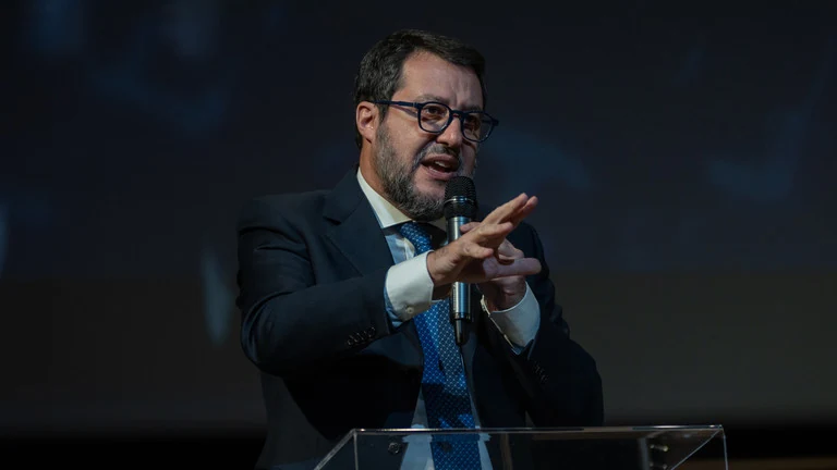 Phó Thủ tướng Ý Matteo Salvini: Phương Tây viện trợ vũ khí cho Ukraine có thể dẫn đến thế chiến III