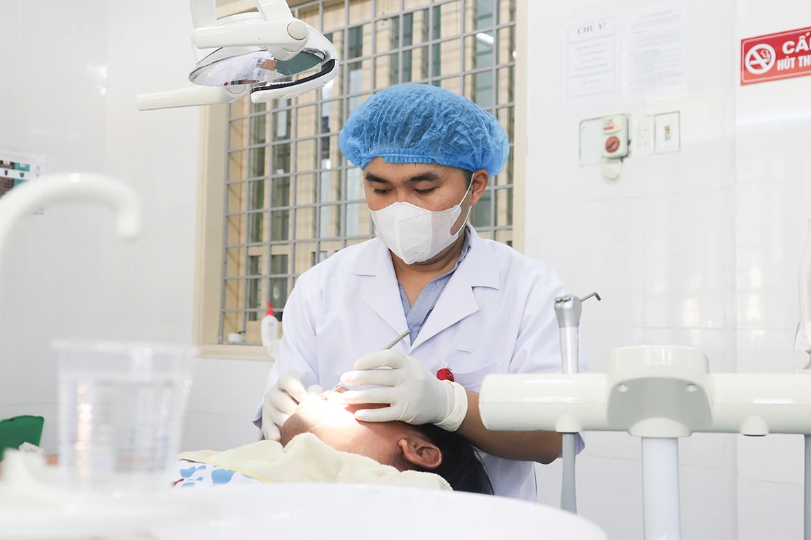 Gắn bó với y tế tuyến huyện