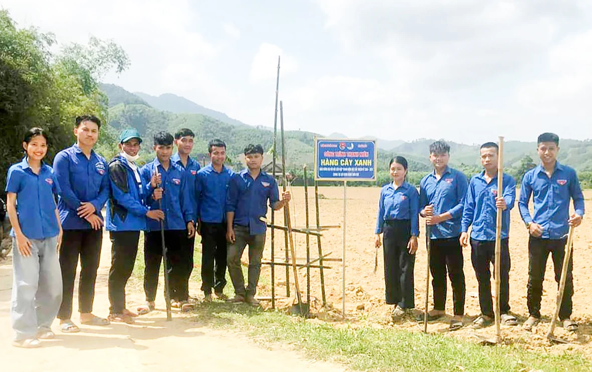 Gặp nữ “thủ lĩnh” đoàn miền sơn cước