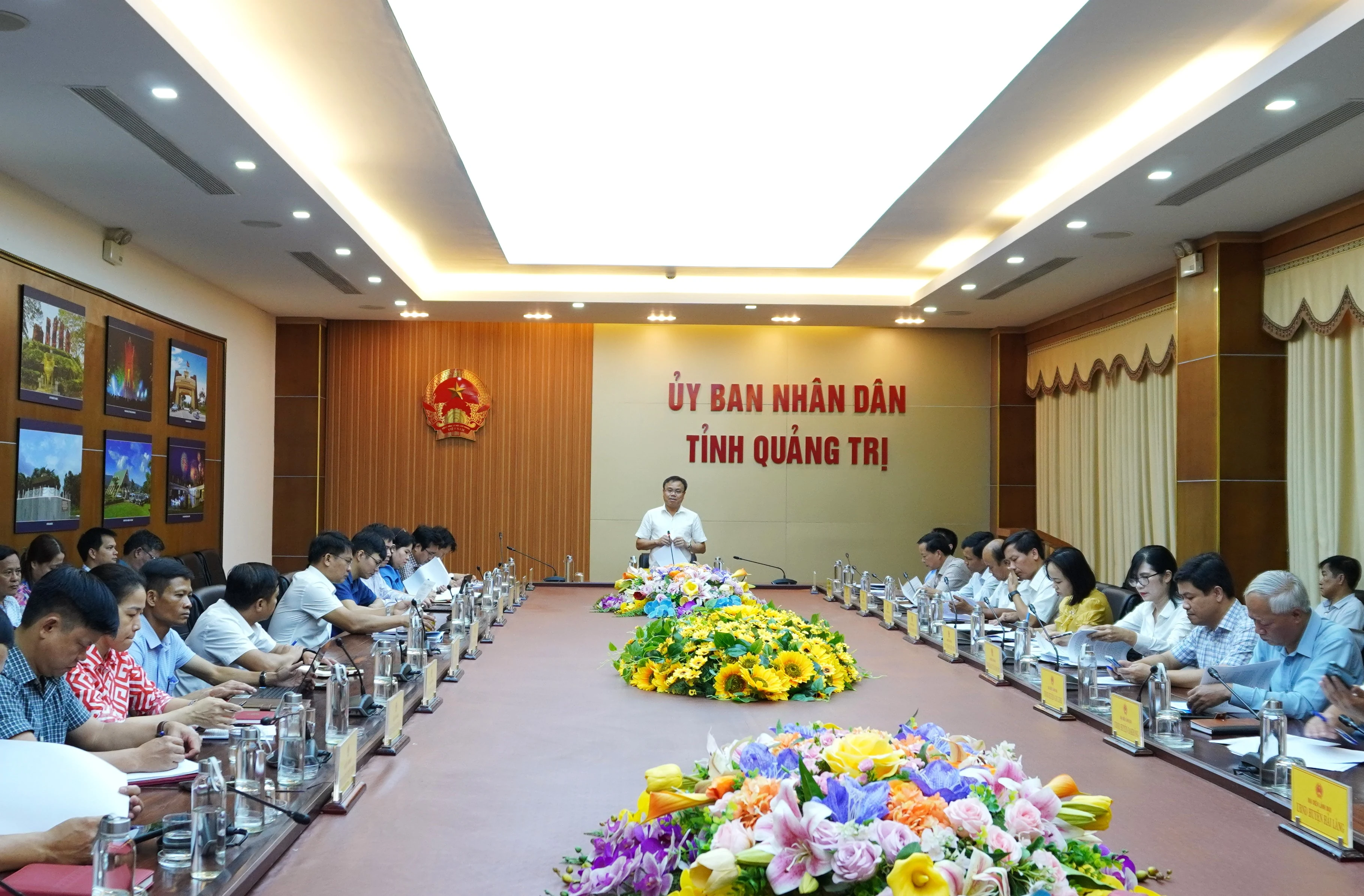 Bàn giải pháp thúc đẩy tăng trưởng công nghiệp - xây dựng