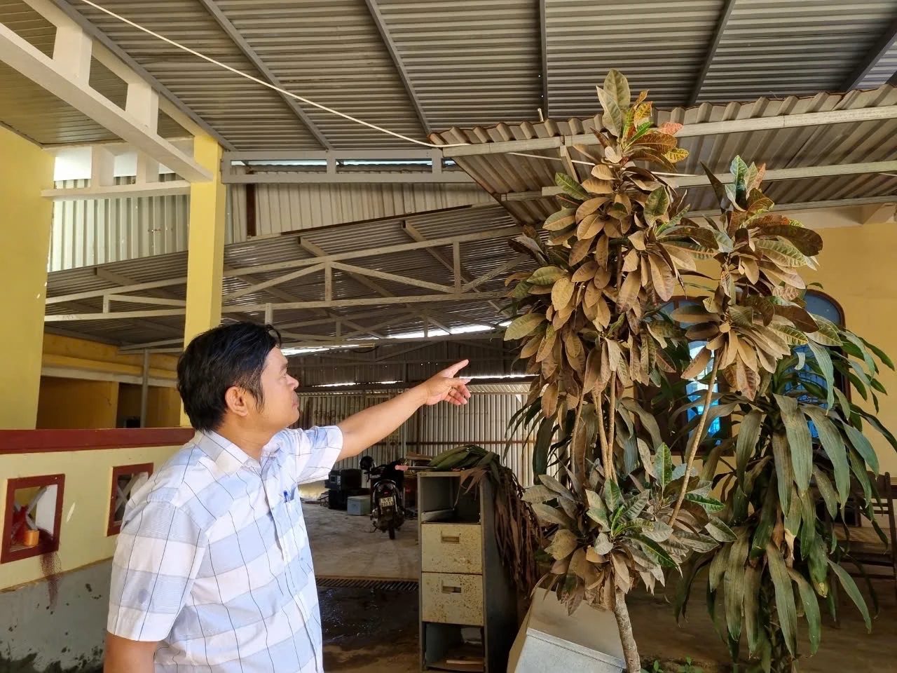 Cuộc sống người dân xã Linh Trường bị ảnh hưởng nghiêm trọng do thi công cao tốc Vạn Ninh – Cam Lộ