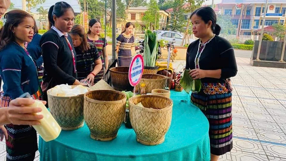 Chăm lo “nền tảng tinh thần” cho đồng bào giữa đại ngàn Trường Sơn. Bài 3: Đảng viên đi trước