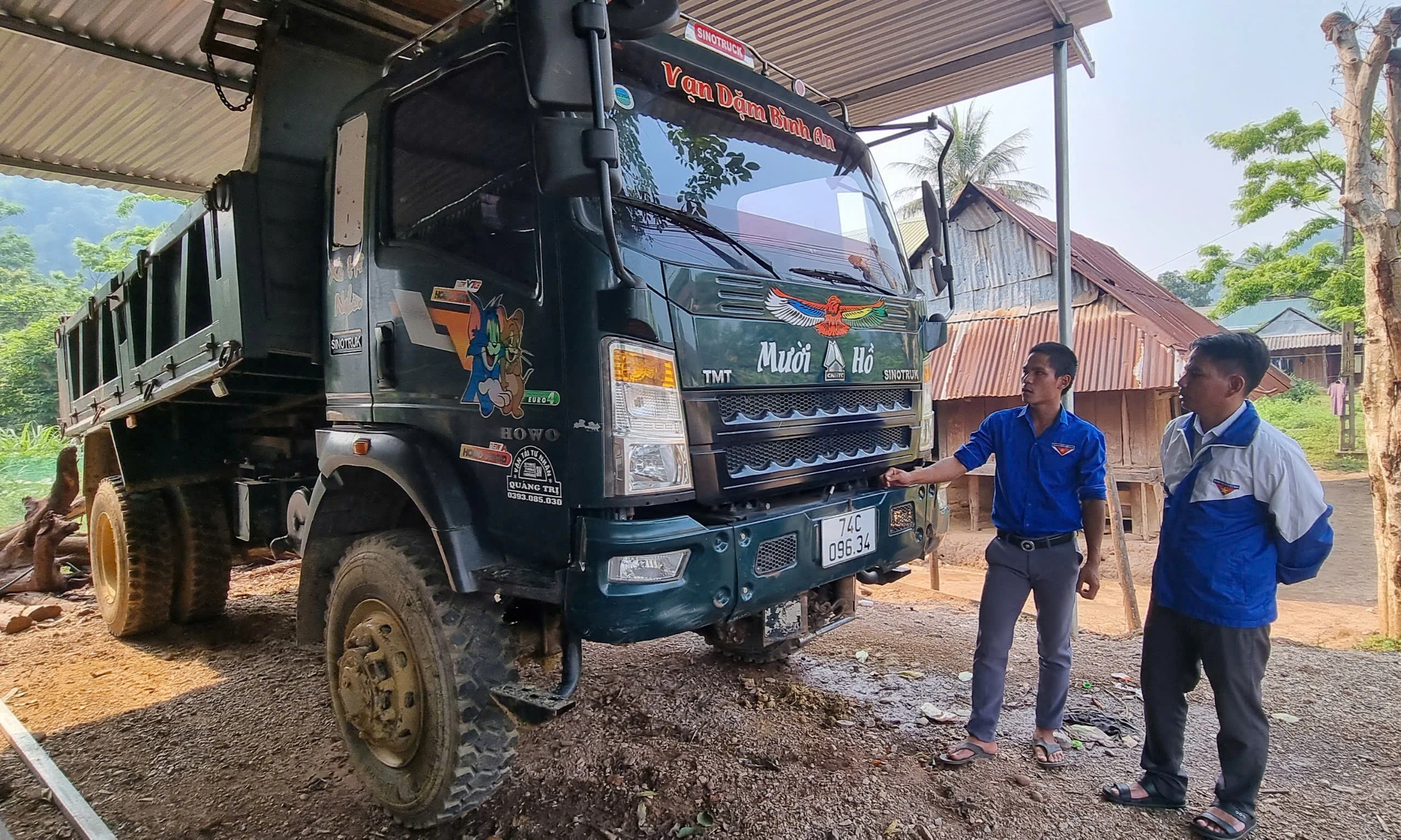 Quan tâm đào tạo, bồi dưỡng cán bộ người dân tộc thiểu số