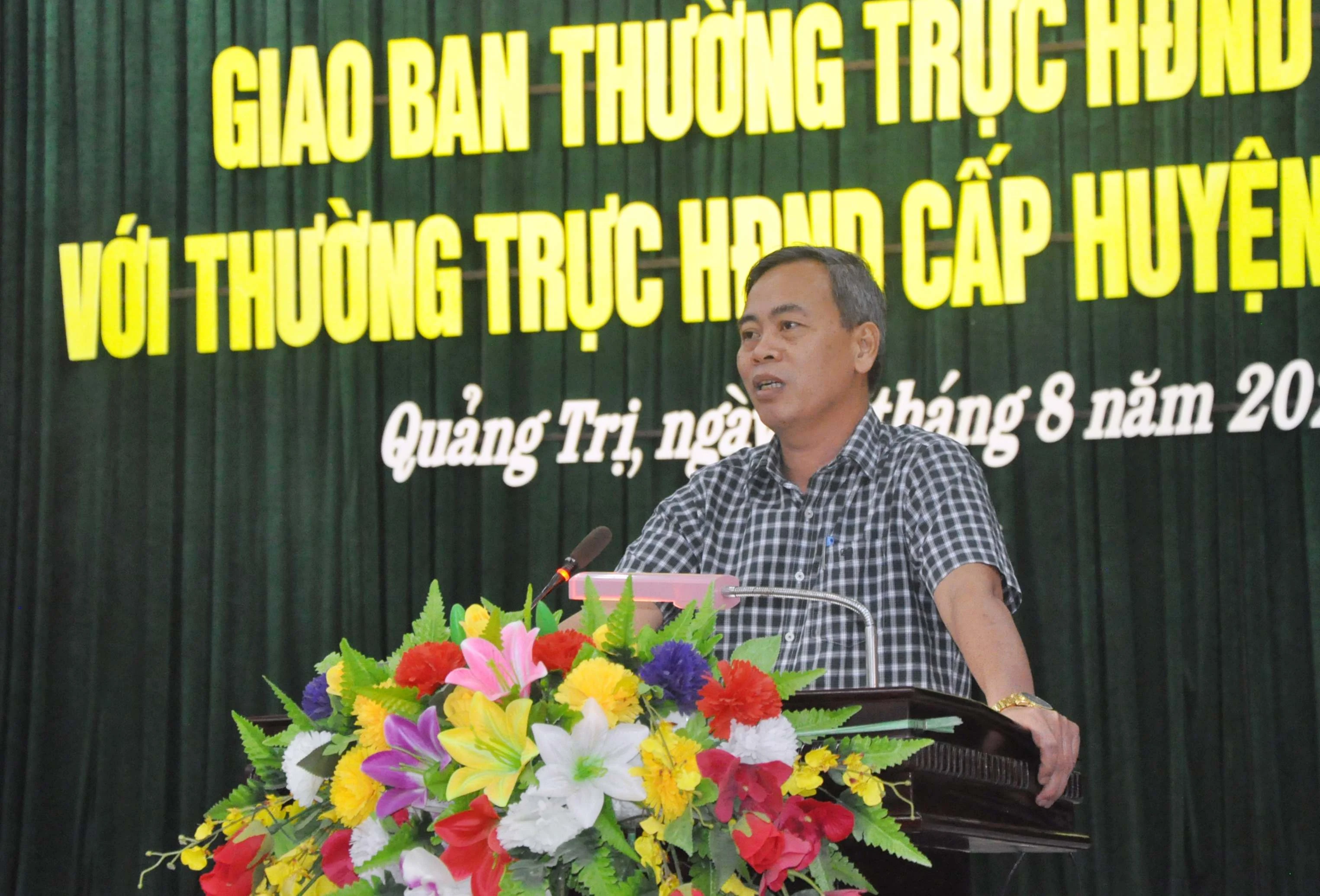 Giao ban Thường trực HĐND tỉnh với Thường trực HĐND cấp huyện