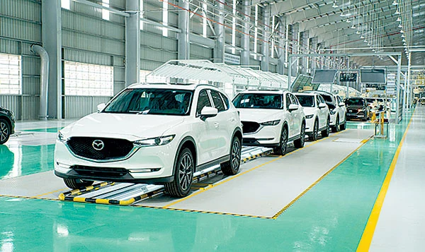 Mức lệ phí trước bạ lần đầu đối với ô tô và các loại xe tương tự lắp ráp trong nước từ 1/9 - 30/11/2024