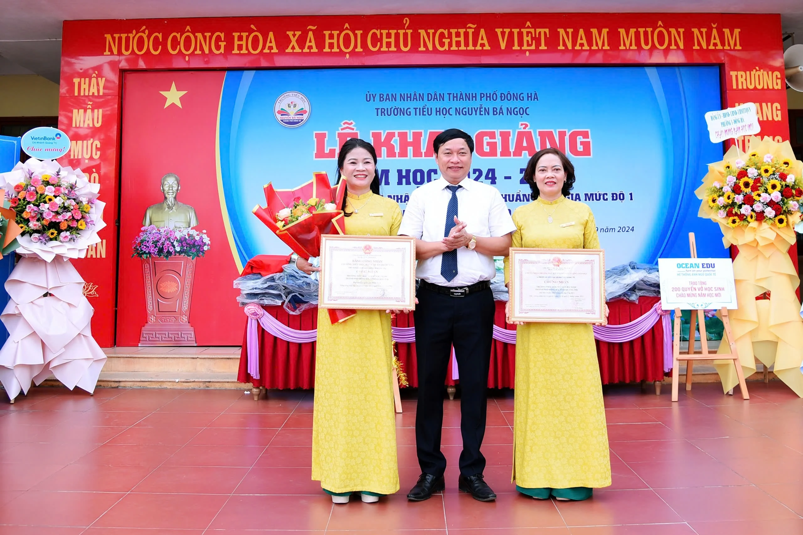 Trường Tiểu học Nguyễn Bá Ngọc đạt chuẩn quốc gia mức độ 1
