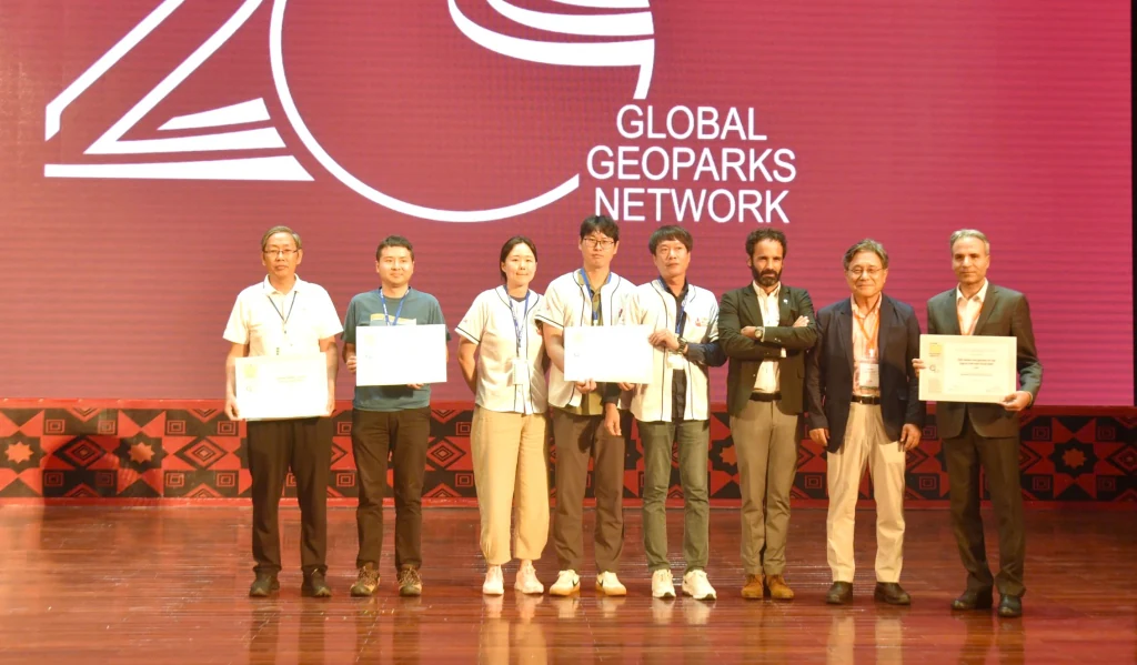 Kỷ niệm 20 năm Ngày thành lập Mạng lưới Công viên địa chất toàn cầu UNESCO (GGN)