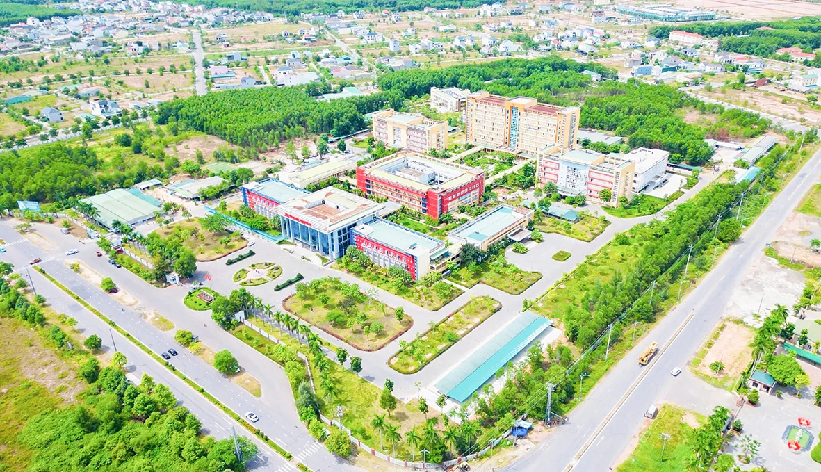 Phát triển toàn diện để xây dựng thương hiệu Bệnh viện Đa khoa tỉnh Quảng Trị