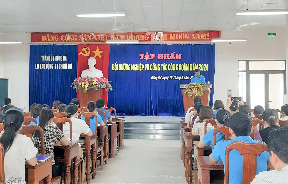 Nâng cao chất lượng đội ngũ cán bộ công đoàn các cấp