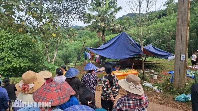 Nỗi đau xé lòng ở Làng Nủ: Tìm thấy thêm 7 thi thể, còn 52 người mất tích