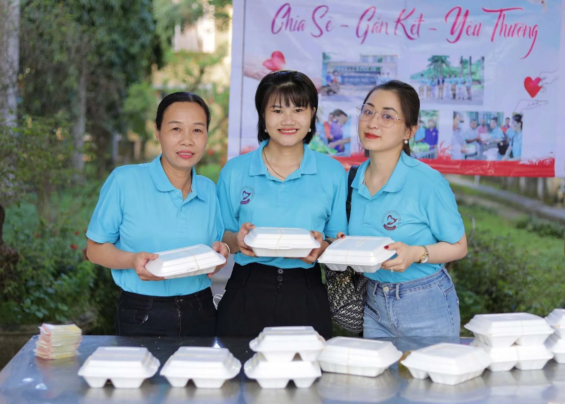 Hành trình ấm tình yêu thương