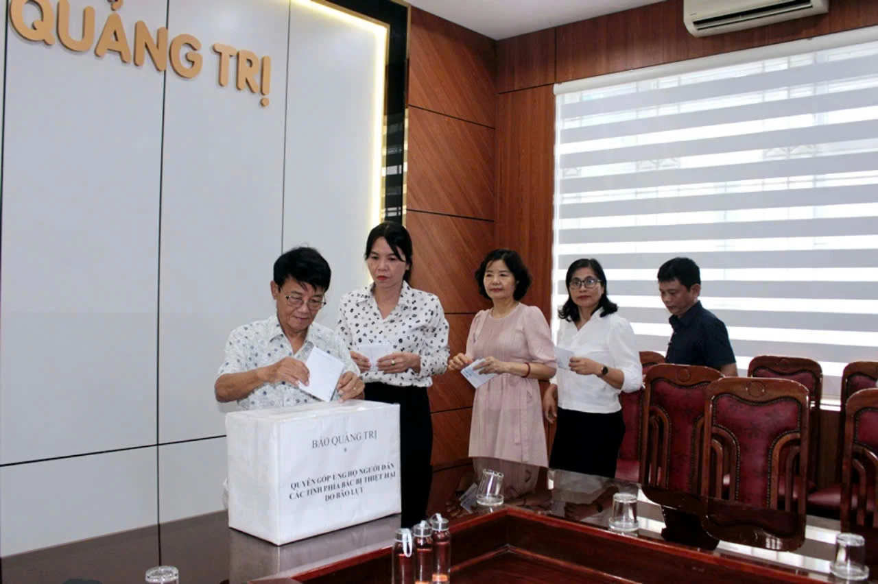 Báo Quảng Trị tổ chức quyên góp ủng hộ Nhân dân các tỉnh phía Bắc bị thiệt hại do bão lũ